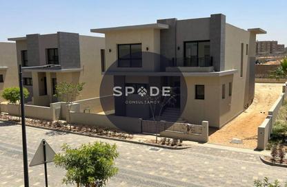 Villa - 5 Bedrooms - 4 Bathrooms for sale in Swan Lake Residence - 5th Settlement Compounds - The 5th Settlement - New Cairo City - Cairo