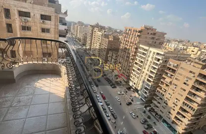 Apartment - 6 Bedrooms - 3 Bathrooms for rent in Abou Dawoud Al Zahery St. - 6th Zone - Nasr City - Cairo