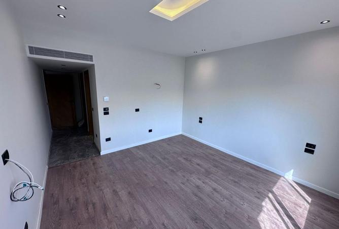 96586018 - Property Image 3