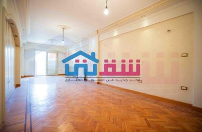 Apartment - 3 - 1 for sale in Green Plaza St. - Smouha - Hay Sharq - Alexandria