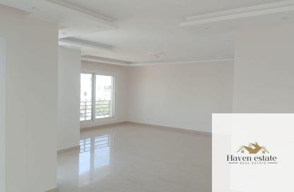 Apartment - 3 Bedrooms - 3 Bathrooms for rent in Garden Residence - Hyde Park - New Cairo City - Cairo