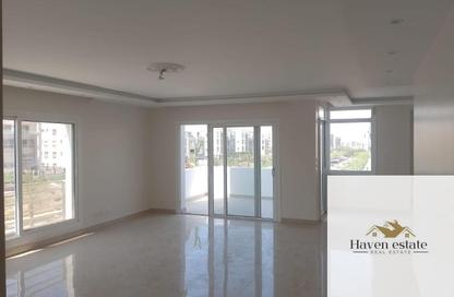 Apartment - 3 Bedrooms - 3 Bathrooms for rent in Garden Residence - Hyde Park - New Cairo City - Cairo