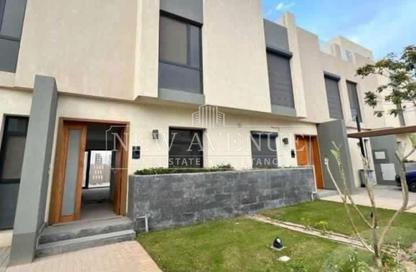 Townhouse - 3 Bedrooms - 4 Bathrooms for sale in Al Burouj Compound - El Shorouk Compounds - Shorouk City - Cairo