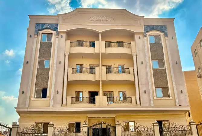 116487803 - Property Image 3