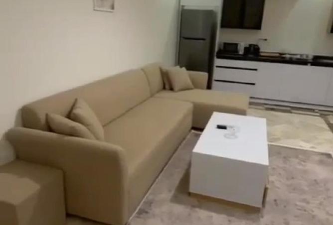 73490909 - Property Main Image