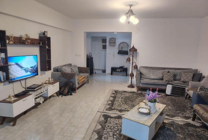 8709025 - Property Image 3