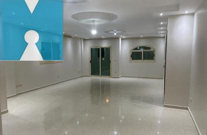 Apartment - 3 Bedrooms - 3 Bathrooms for rent in Touristic Zone 4 - Touristic Zone - Al Motamayez District - 6 October City - Giza