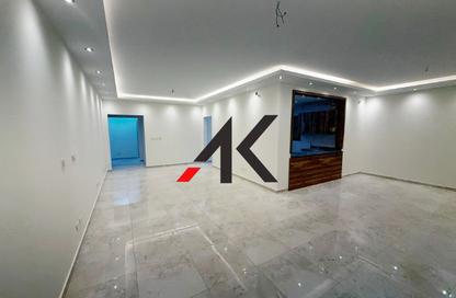 Apartment - 3 - 3 for rent in Eastown - 5th Settlement Compounds - The 5th Settlement - New Cairo City - Cairo Apartment - 3 - 3 for rent in Eastown - 5th Settlement Compounds - The 5th Settlement - New Cairo City - Cairo