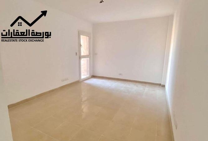 8590678 - Property Image 3