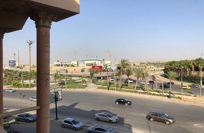 Villa - Studio - 3 Bathrooms for rent in Ganoob El Acadimia - New Cairo City - Cairo