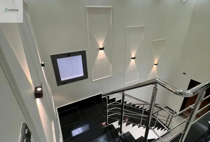 111876005 - Property Image 3
