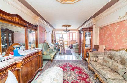 Apartment - 3 Bedrooms - 1 Bathroom for sale in Ismail Mahana St. - Attarin - Hay Wasat - Alexandria