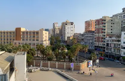 Apartment - 2 Bedrooms - 1 Bathroom for rent in El Shatby - Hay Wasat - Alexandria