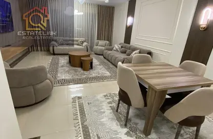 شقة - 2 غرف نوم - 3 حمامات للايجار في بورتو نيو كايرو - كمبوندات التجمع الخامس - التجمع الخامس - مدينة القاهرة الجديدة - القاهرة