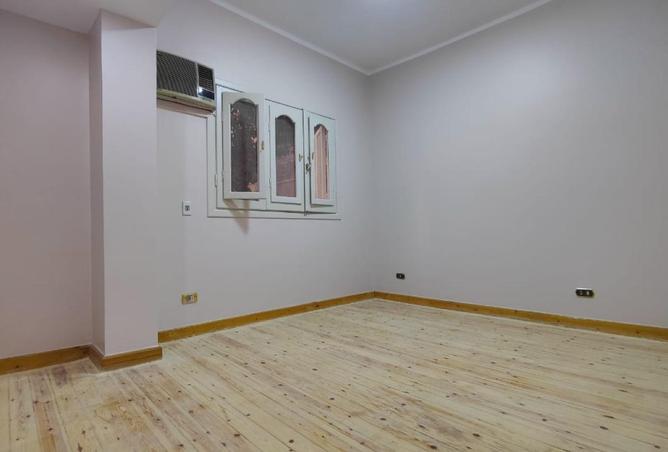 73227385 - Property Image 2