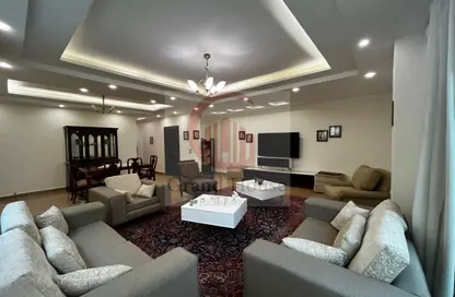 Apartment - 3 Bedrooms - 1 Bathroom for rent in Area G - Ganoob El Acadimia - New Cairo City - Cairo