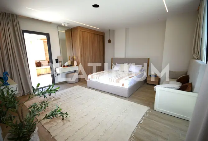 77335988 - Property Image 2