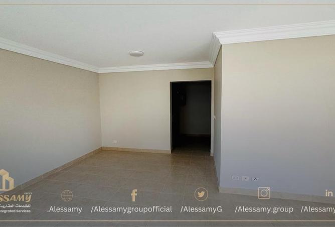 98837979 - صورة العقار 2