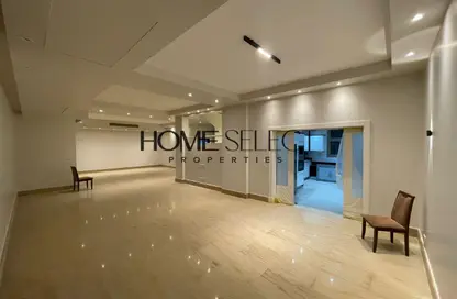 تاون هاوس - 5 غرف نوم - 5 حمامات للايجار في الجريا - كمبوندات الشيخ زايد - الشيخ زايد - الجيزة