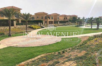 Townhouse - 4 Bedrooms - 5 Bathrooms for sale in Dyar Park - Ext North Inves Area - New Cairo City - Cairo