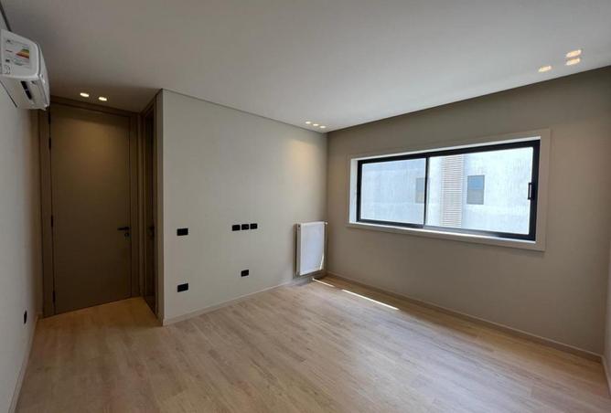 8719049 - Property Main Image