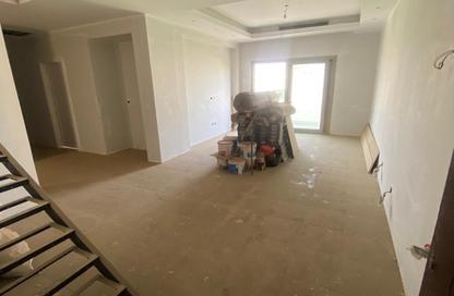 Penthouse - 3 Bedrooms - 3 Bathrooms for sale in Galleria Residences - South Investors Area - New Cairo City - Cairo