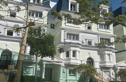 Townhouse - 3 Bedrooms - 4 Bathrooms for sale in Mountain View iCity - 5th Settlement Compounds - The 5th Settlement - New Cairo City - Cairo
