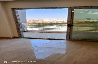 Half Floor - Studio - 3 Bathrooms for rent in North Lotus - El Lotus - New Cairo City - Cairo