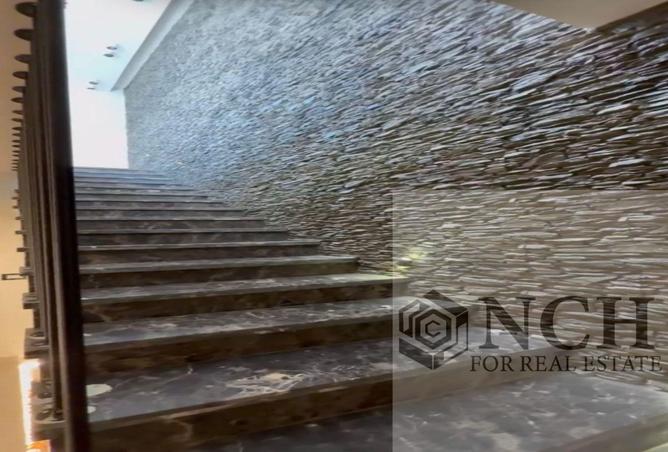 77053586 - Property Image 3
