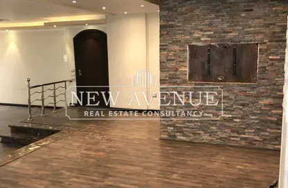 Apartment - 3 Bedrooms - 2 Bathrooms for sale in District 3 - The 5th Settlement - New Cairo City - Cairo