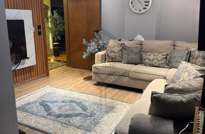 Apartment - 4 Bedrooms - 3 Bathrooms for sale in Ibrahim Nosseir St. - Laurent - Hay Sharq - Alexandria