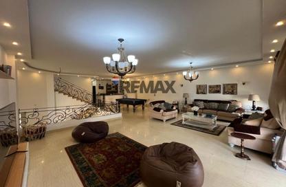 Villa - 5 Bedrooms - 6 Bathrooms for sale in 1st Neighborhood - 4th District West - Shorouk City - Cairo