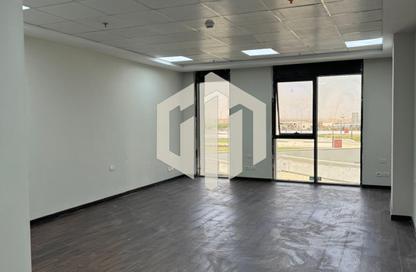 Office Space - Studio - 1 Bathroom for rent in Hyde Park Business District Mall - South Teseen St. - The 5th Settlement - New Cairo City - Cairo