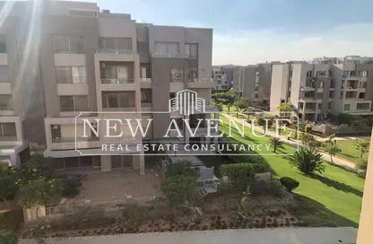 شقة - 2 غرف نوم - 2 حمامات للبيع في كمبوند فيلدج جاردن القطامية - كمبوندات التجمع الخامس - التجمع الخامس - مدينة القاهرة الجديدة - القاهرة