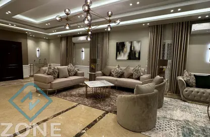 فيلا - 3 غرف نوم - 3 حمامات للبيع في پريڤادو - مدينتي - القاهرة