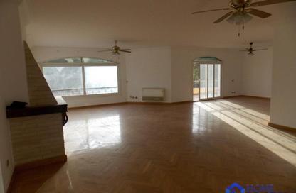 Apartment - 4 Bedrooms - 4 Bathrooms for sale in Sarayat Al Maadi - Hay El Maadi - Cairo