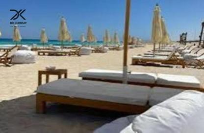 Chalet - 2 Bedrooms - 2 Bathrooms for sale in Seashore - Ras Al Hekma - North Coast