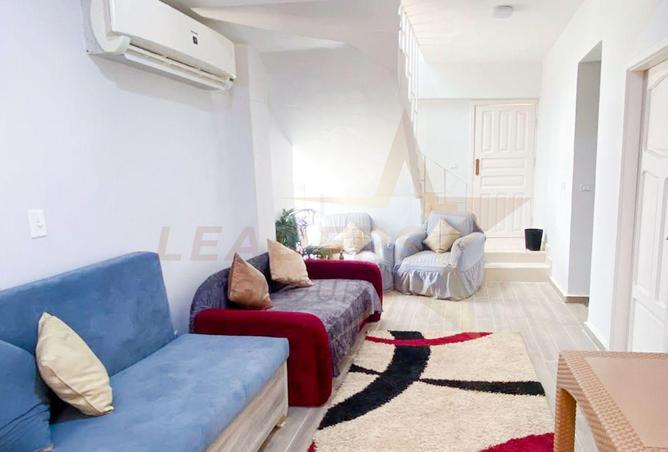 4 BR Villa in Orchidia, photo 2 of 3