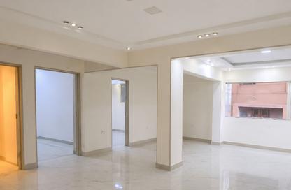 مساحات مكتبية - استوديو - 3 حمامات للايجار في المهندسين - الجيزة