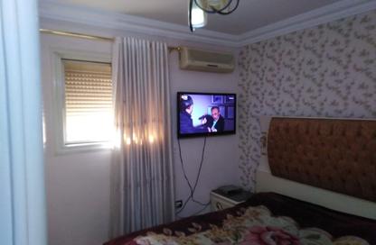 Apartment - 3 Bedrooms - 2 Bathrooms for sale in Souk Zahraa Al Maadi St. - Zahraa El Maadi - Hay El Maadi - Cairo