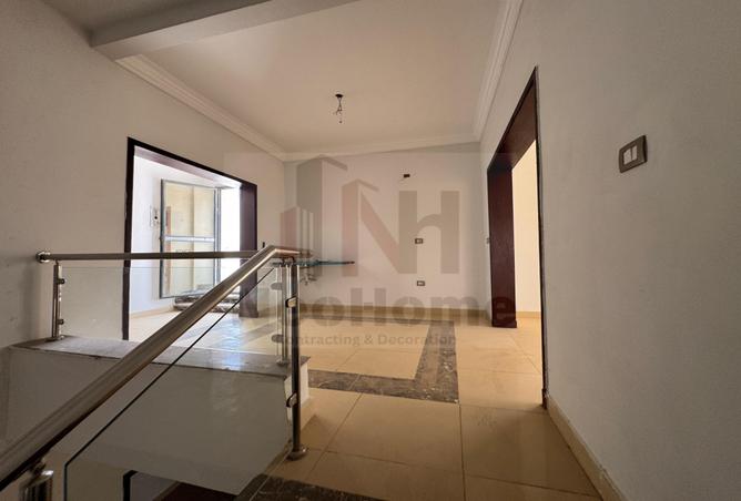 82101869 - Property Image 2