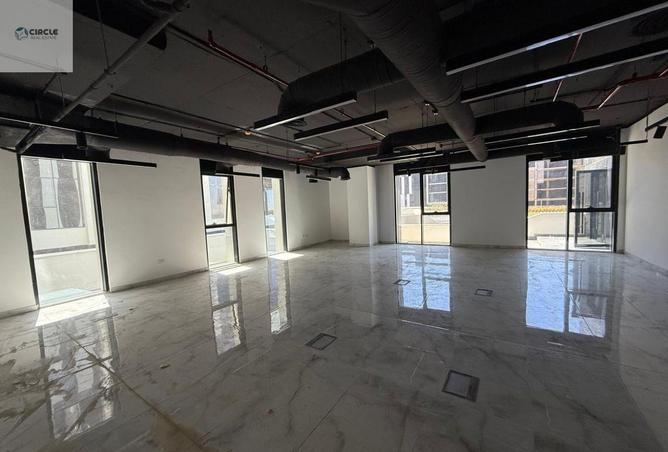 54501557 - صورة العقار 2