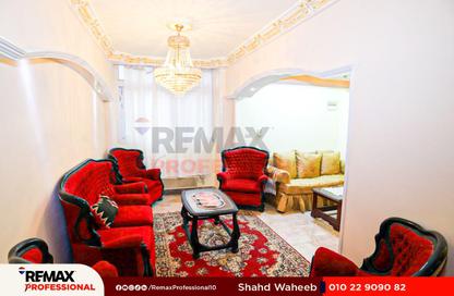 Apartment - 2 Bedrooms - 2 Bathrooms for sale in Shaarawy St. - Laurent - Hay Sharq - Alexandria