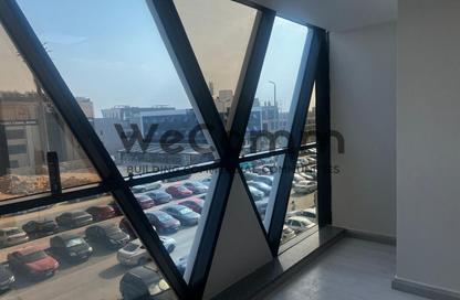 مساحات مكتبية - غرفة نوم - 1 حمام للايجار في تريفيوم سكوير - شارع التسعين الشمالي - التجمع الخامس - مدينة القاهرة الجديدة - القاهرة