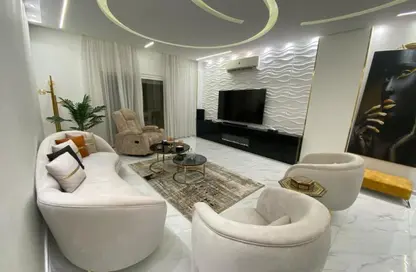 شقة - 3 غرف نوم - 2 حمامات للبيع في لافي - المستثمرين الجنوبية - مدينة القاهرة الجديدة - القاهرة