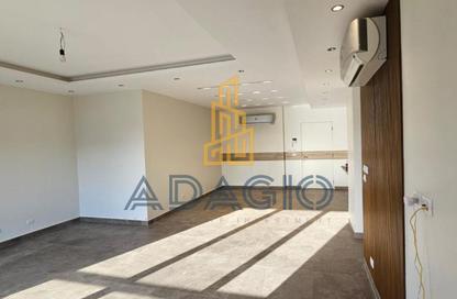 شقة - 2 غرف نوم - 3 حمامات للايجار في ذا كورت ياردز - كمبوندات الشيخ زايد - الشيخ زايد - الجيزة