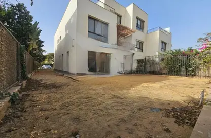 تاون هاوس - 3 غرف نوم - 4 حمامات للبيع في 6 ويست - بيفرلي هيلز - كمبوندات الشيخ زايد - الشيخ زايد - الجيزة