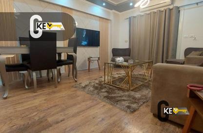 Apartment - 2 Bedrooms - 1 Bathroom for rent in El Rehab Extension - Al Rehab - New Cairo City - Cairo