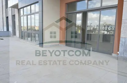 شقة - 3 غرف نوم - 5 حمامات للايجار في ايون - كمبوندات 6 أكتوبر - مدينة 6 أكتوبر - الجيزة