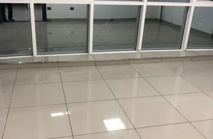 عيادة - غرفة نوم - 1 حمام للايجار في مجمع أوزون الطبي - النرجس - مدينة القاهرة الجديدة - القاهرة